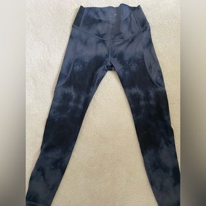 Maternity workout pants